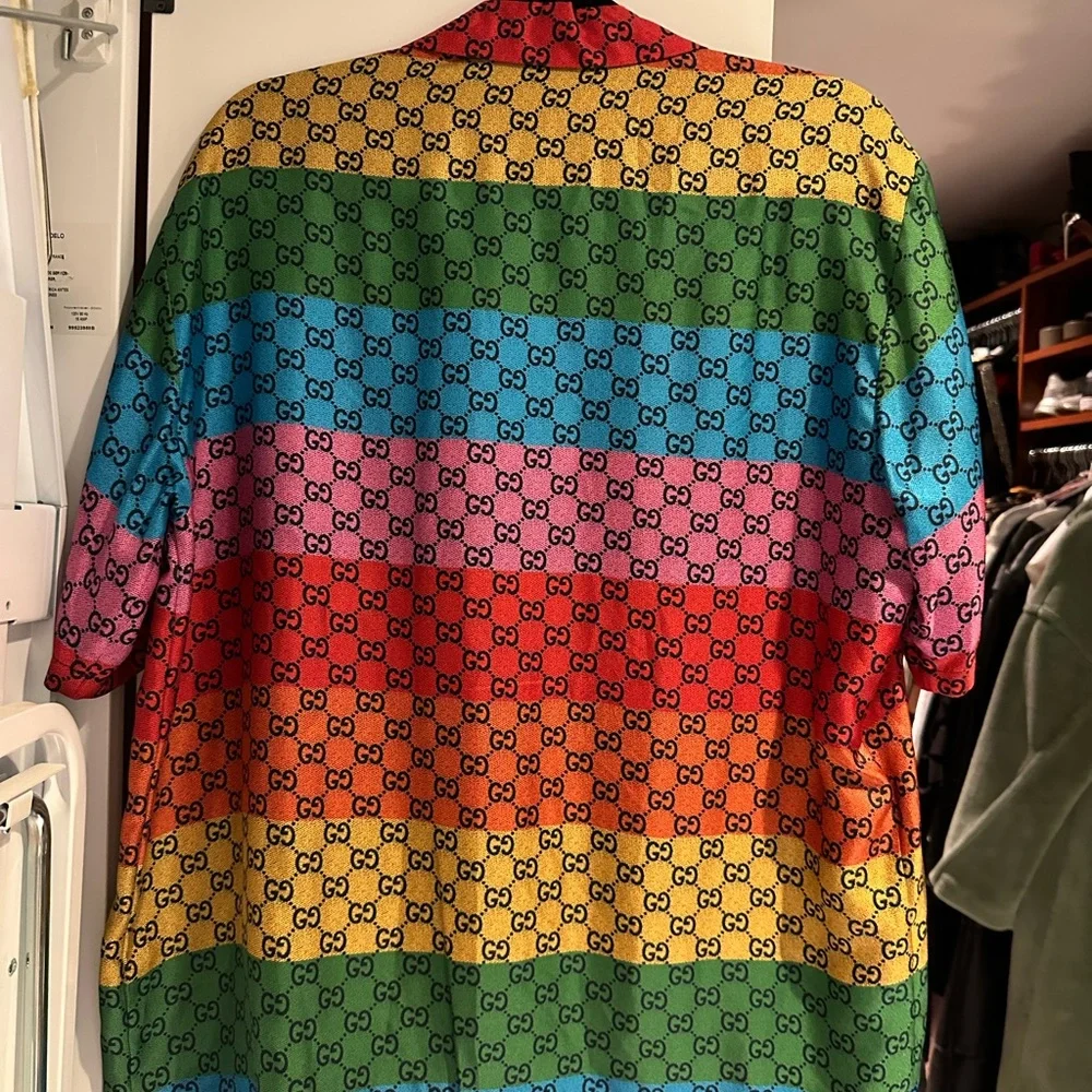 Gucci Red and Blue Logo Patterned Shirt - Picture 4 of 4